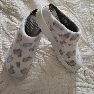 NWOT Women's Dansko Lucie Leopard Mule 38